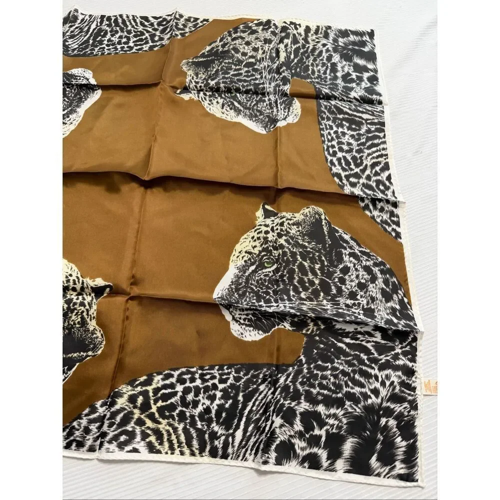 Glentex White Jaguar Leopard Scarf Vintage Rare